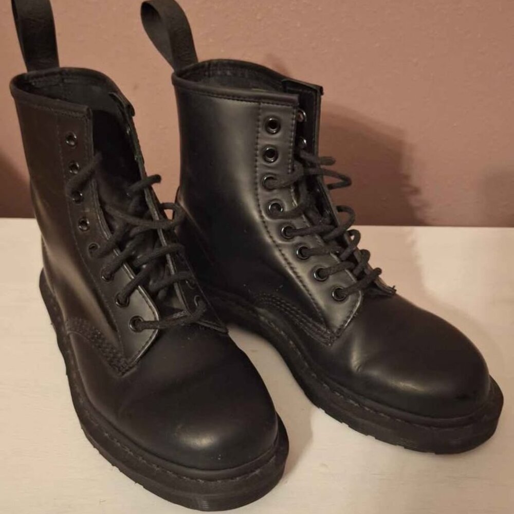 Doc martens mono smooth